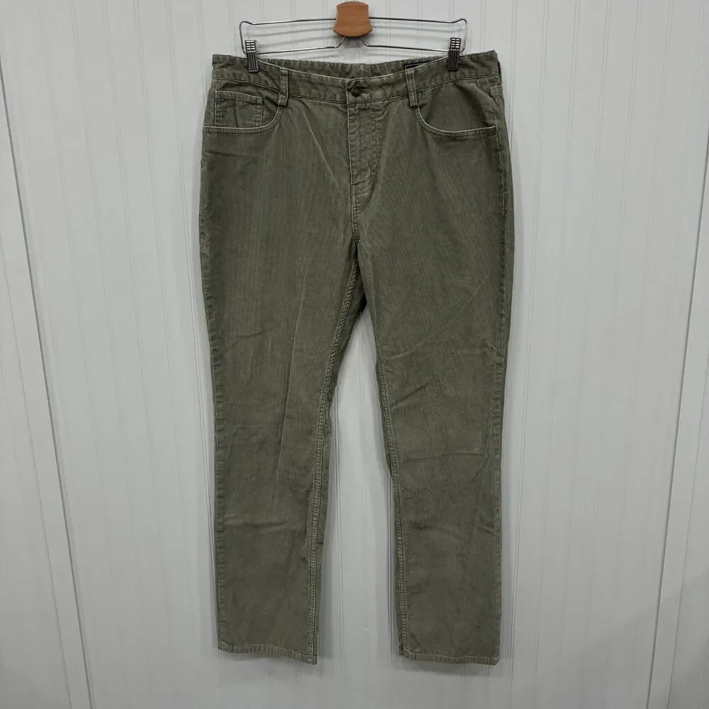 Vineyard Vines Men's W36 x L34 Green Straight Flat Front Cotton Corduroy Pants